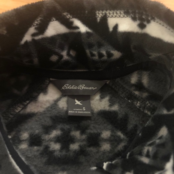 Eddie Bauer Quarter-Zip Fleece - Picture 2 of 3